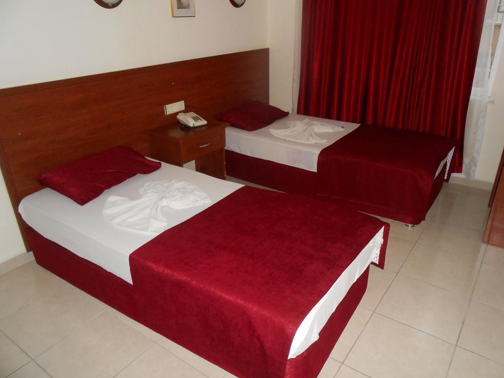 Alanya Demir Hotel Bagian luar foto