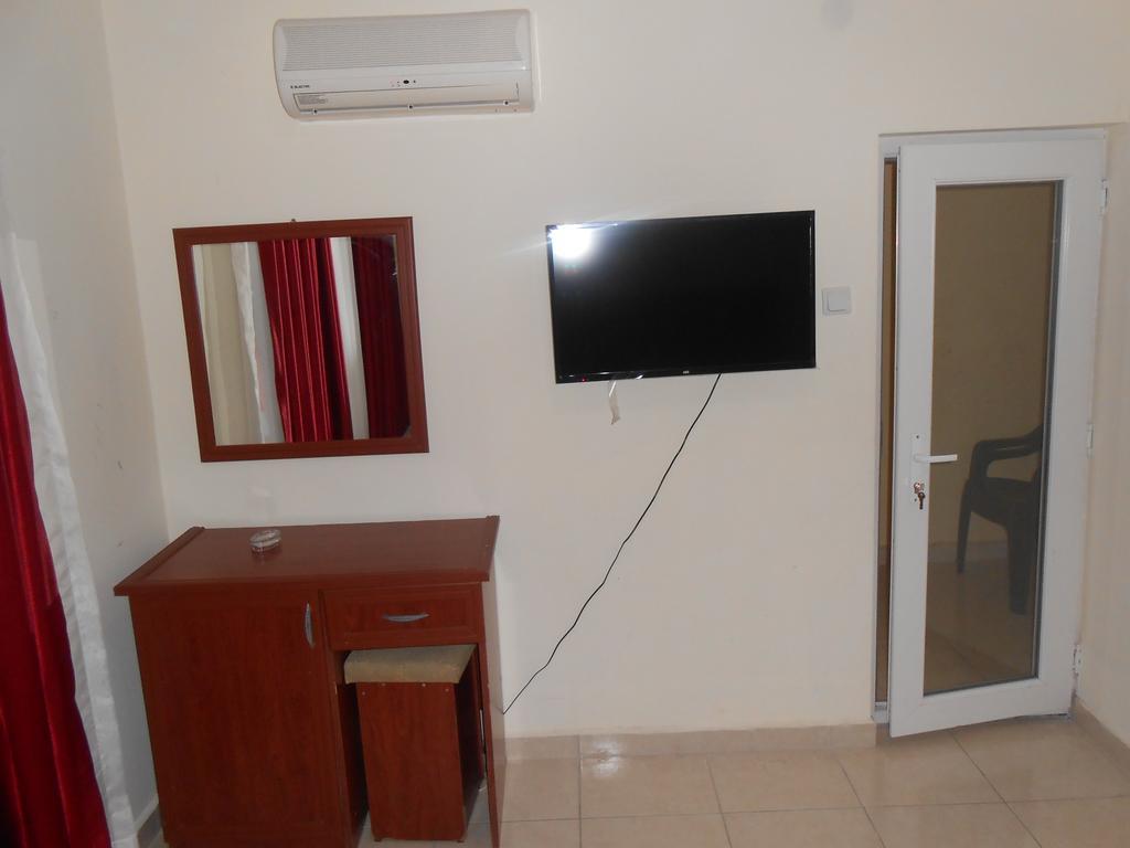Alanya Demir Hotel Bagian luar foto