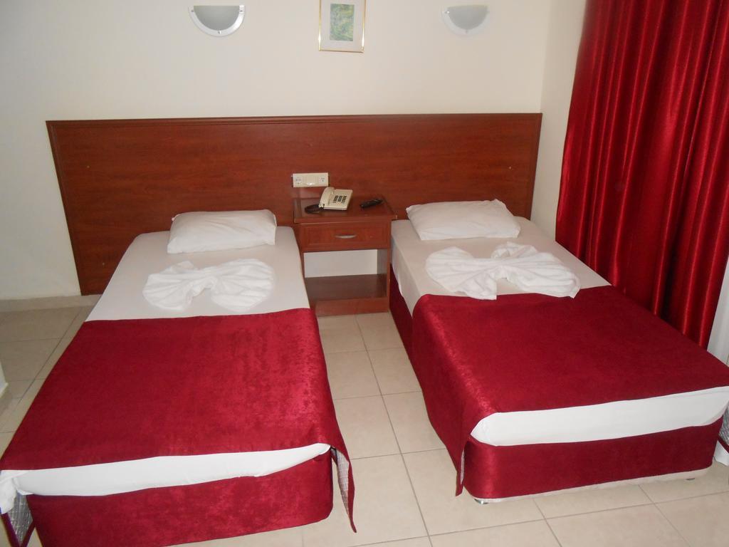 Alanya Demir Hotel Bagian luar foto